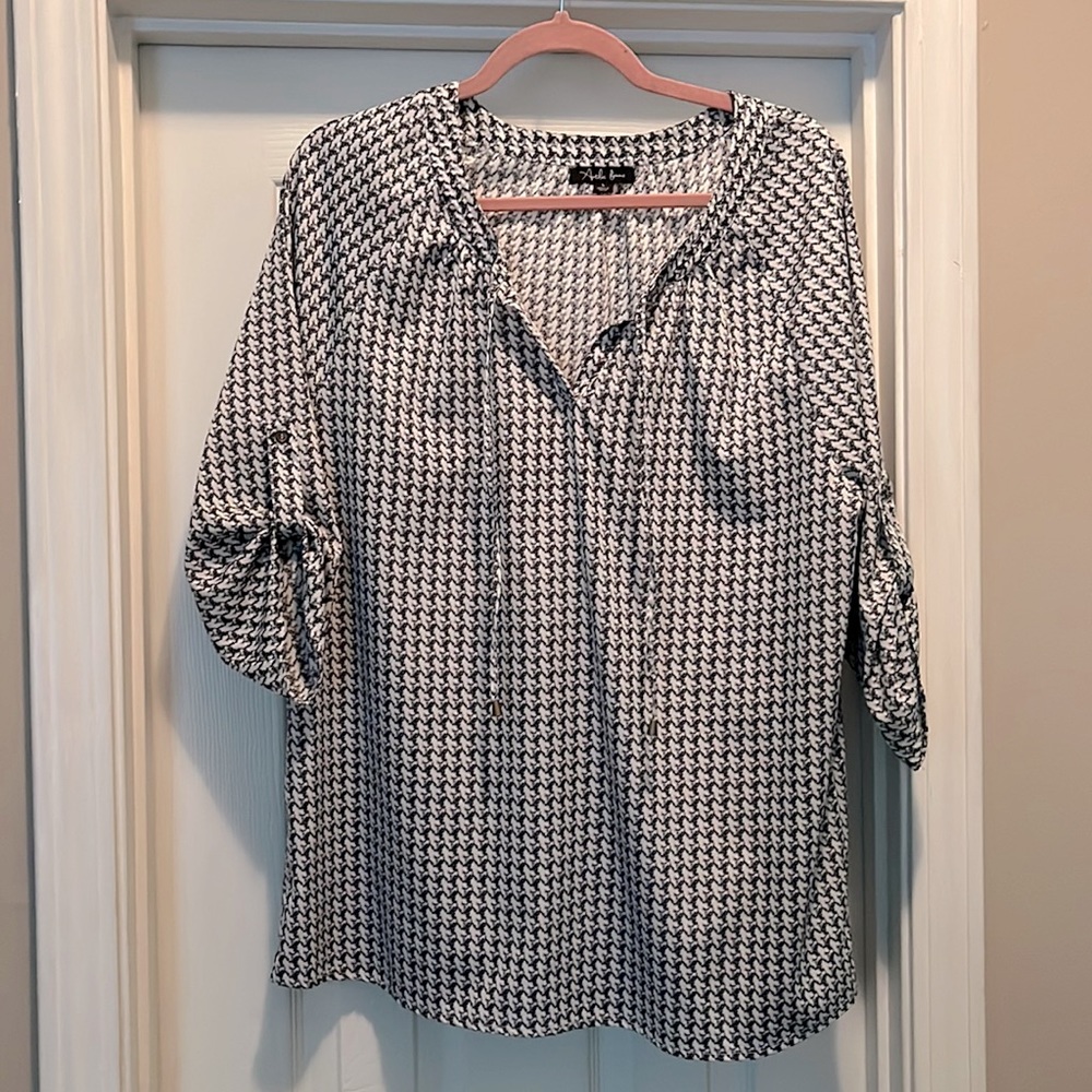 Antilia Femme Dressy Top